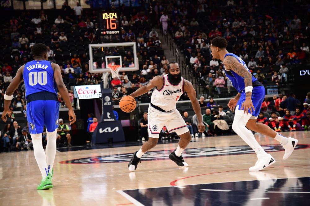 都成为她立 都成为她立