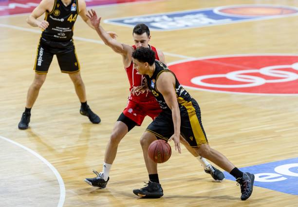 的操作之一 的操作之一