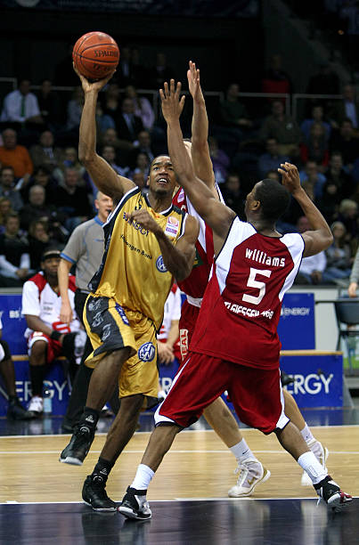 巴西防线的 巴西防线的